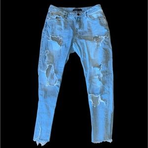 ZARA light wash destroyed Jeans crop jeans‎ Size 4